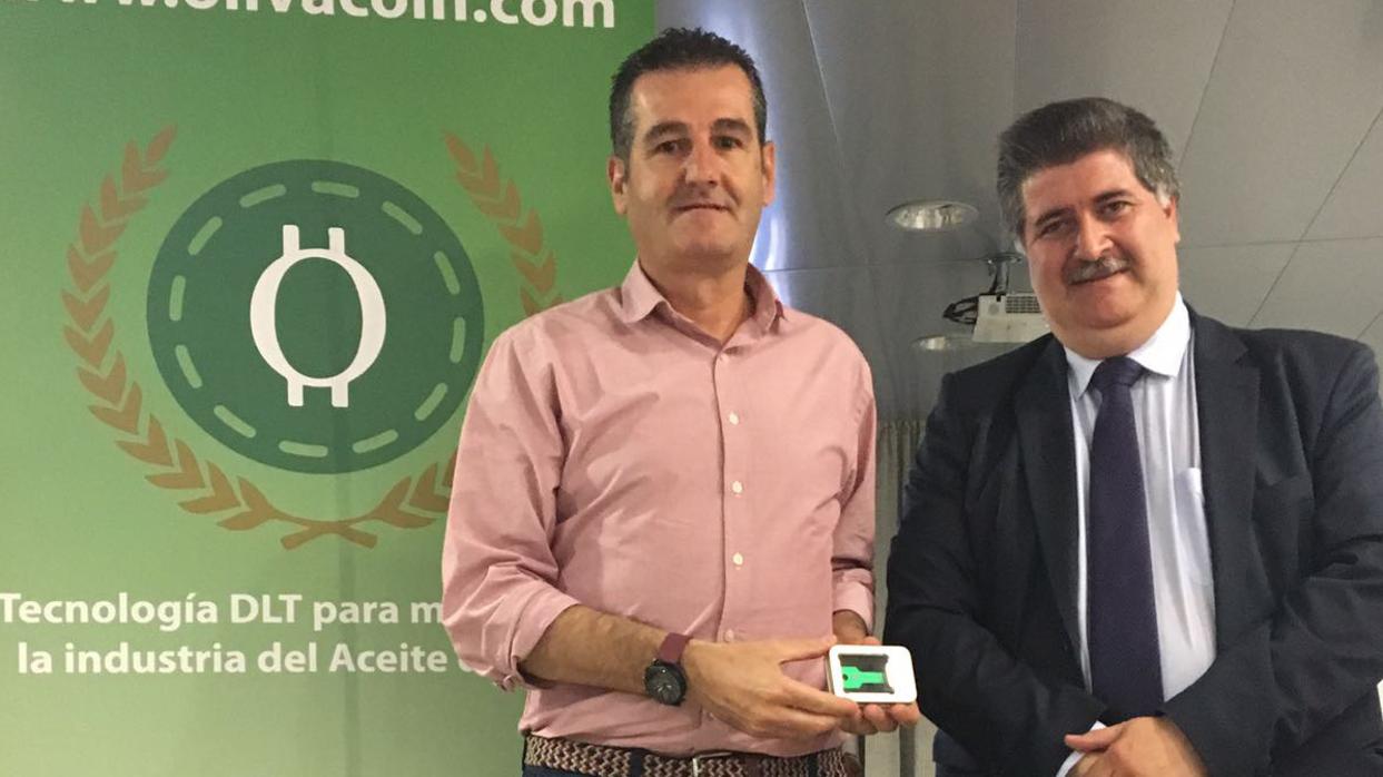 Entrega de la criptomoneda a la cooperativa olivarera Las Virtudes